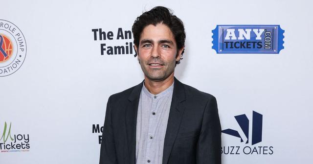 adrian grenier absence the devil wears prada  explained