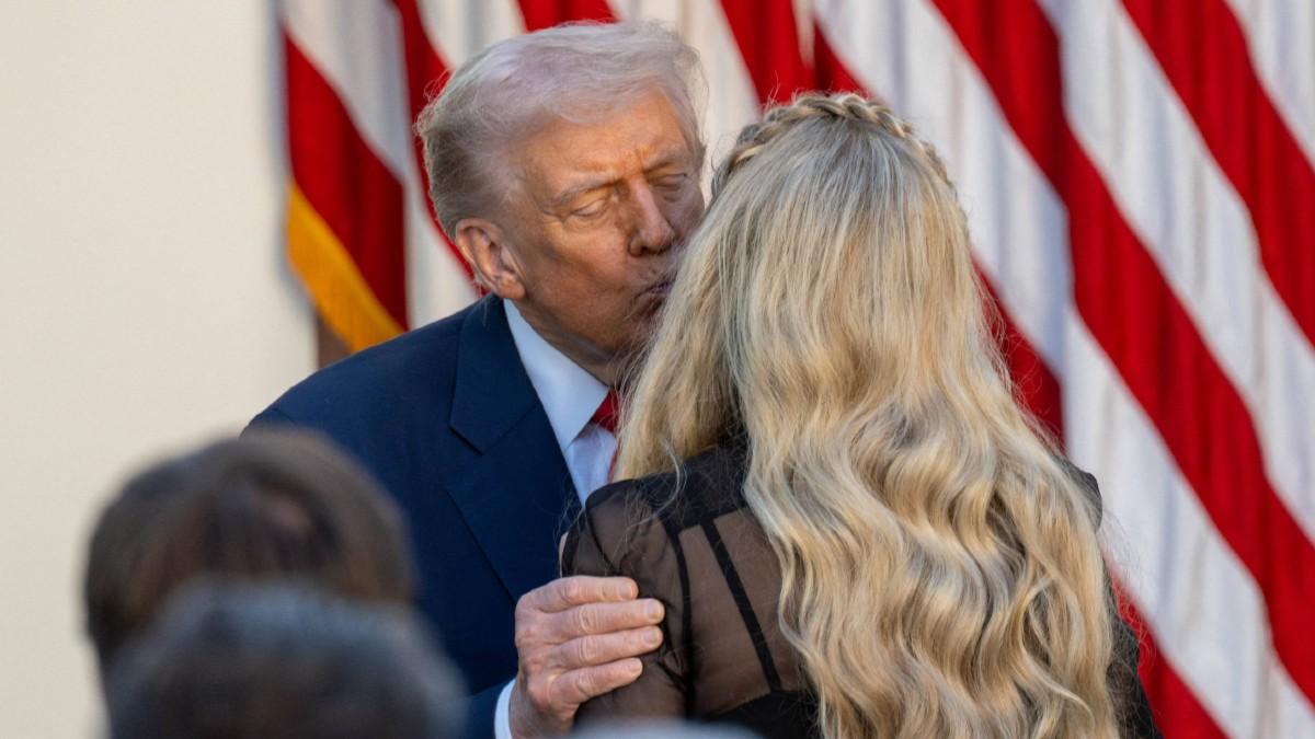 pic of Donald Trump & Erika Kirk. 