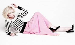 2010__12__Kirsten_Dunst_Dec7_9 300×181.jpg