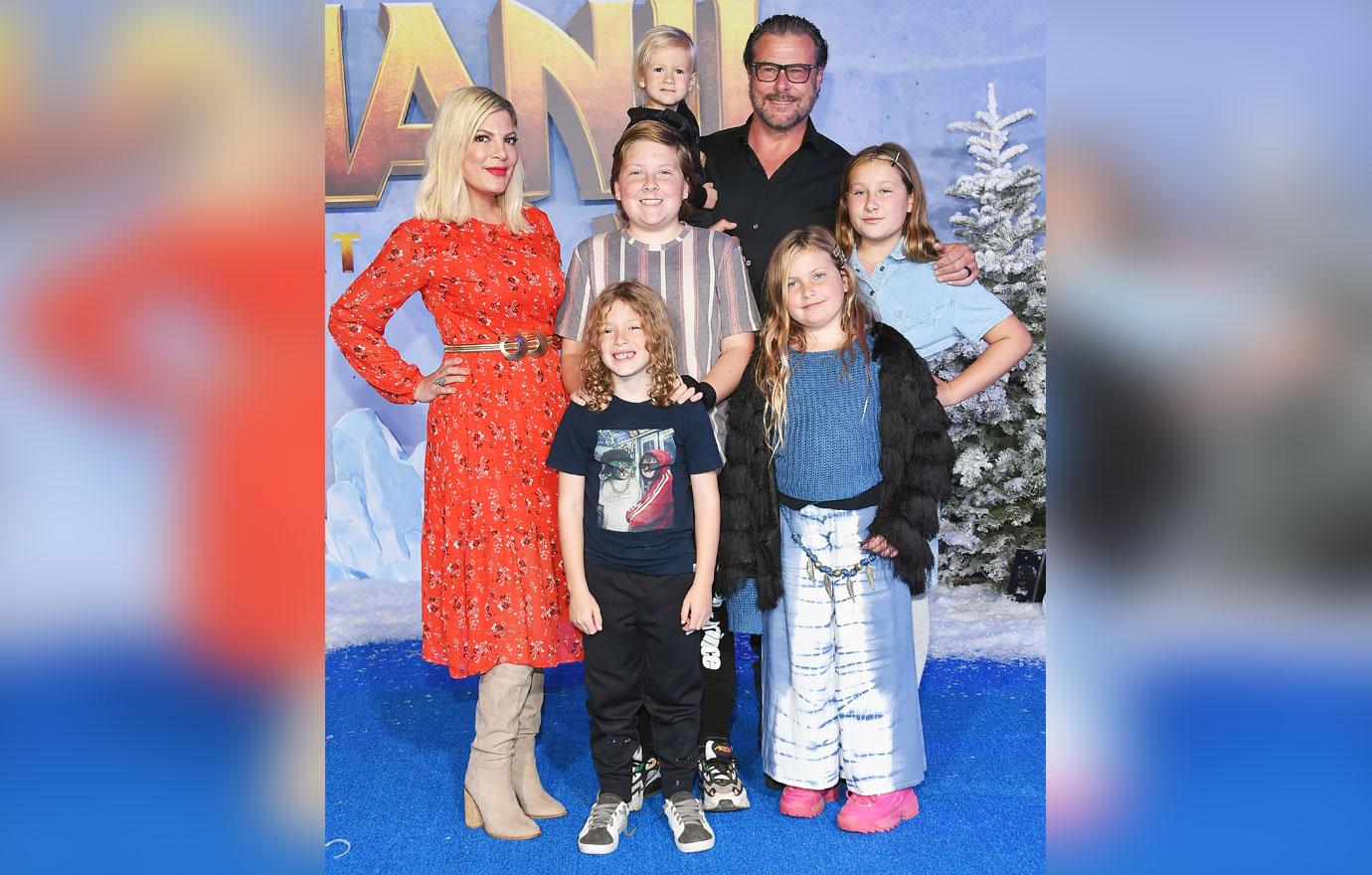 tori spelling girls night housewives ultimate girls trip rumored split dean mcdermott ok