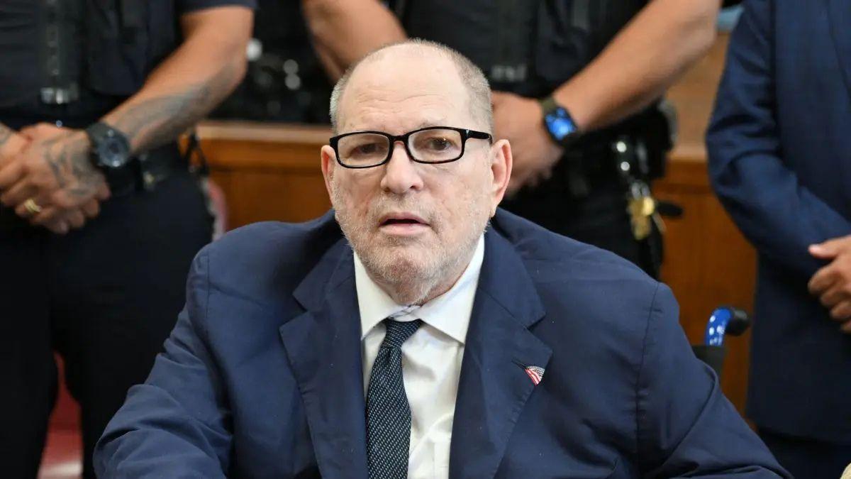 Photo of Harvey Weinstein maintains that he 'didn't push anybody.'