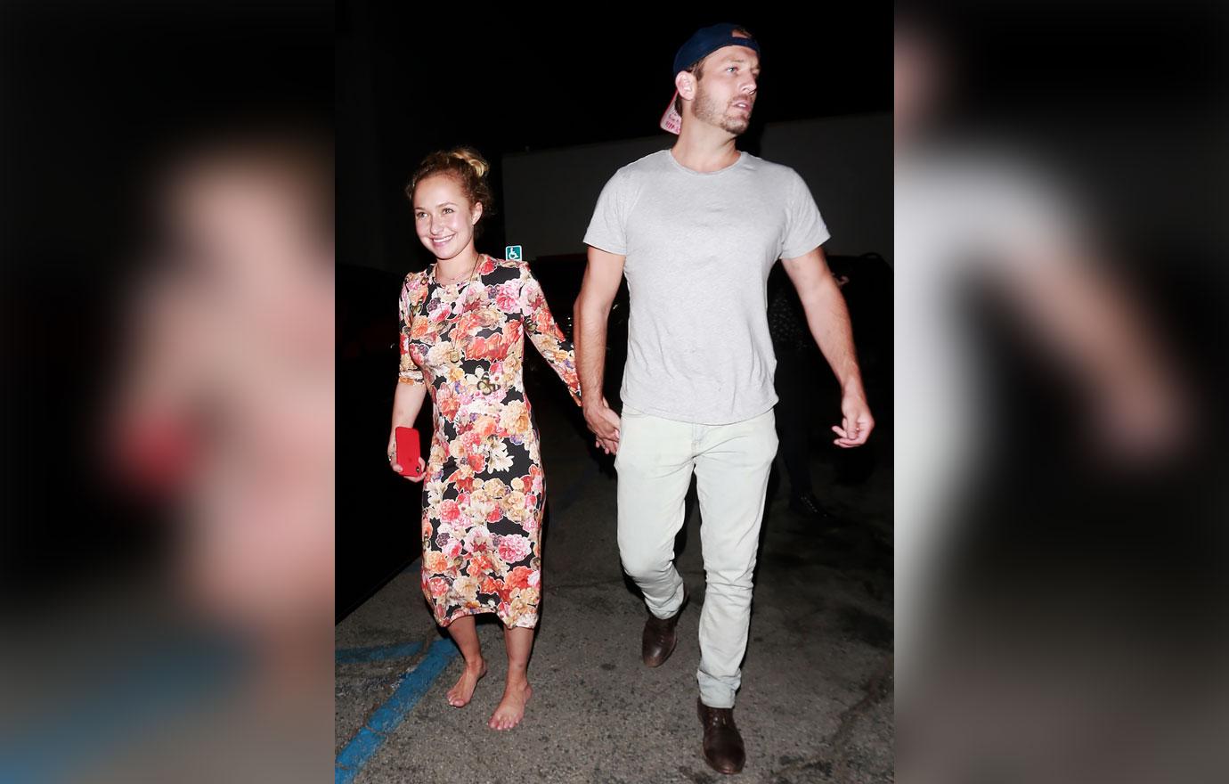 hayden panettiere cant seem to quit abusive ex brian hickerson ok