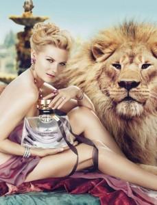 2011__02__Kirsten_Dunst_Bulgari_Feb25news 229×300.jpg