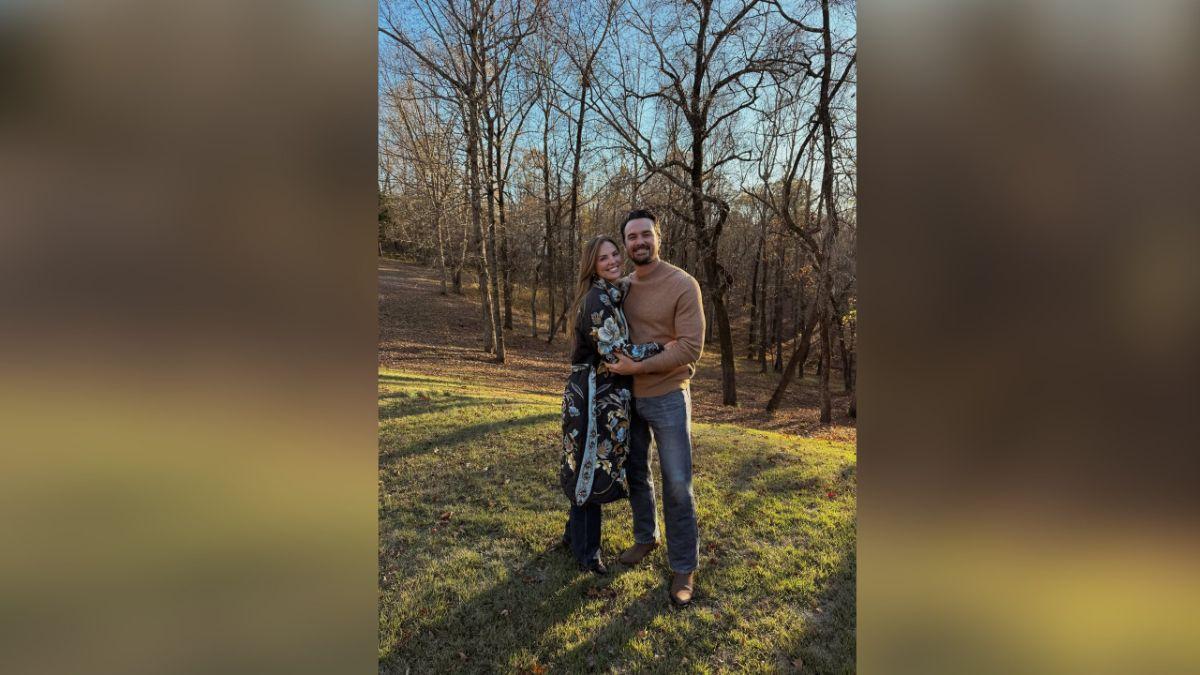 image of Hannah Brown is married to Adam Woolard.