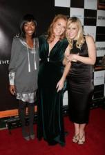 2007__11__4052 152×225.jpg