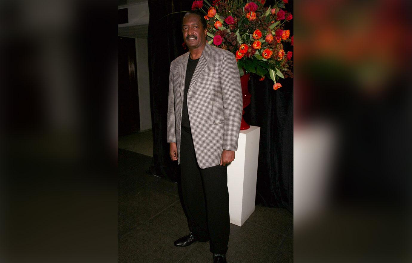 Beyoncé&rsquo;s Dad Urged Her To Get Genetic Testing After Breast Cancer