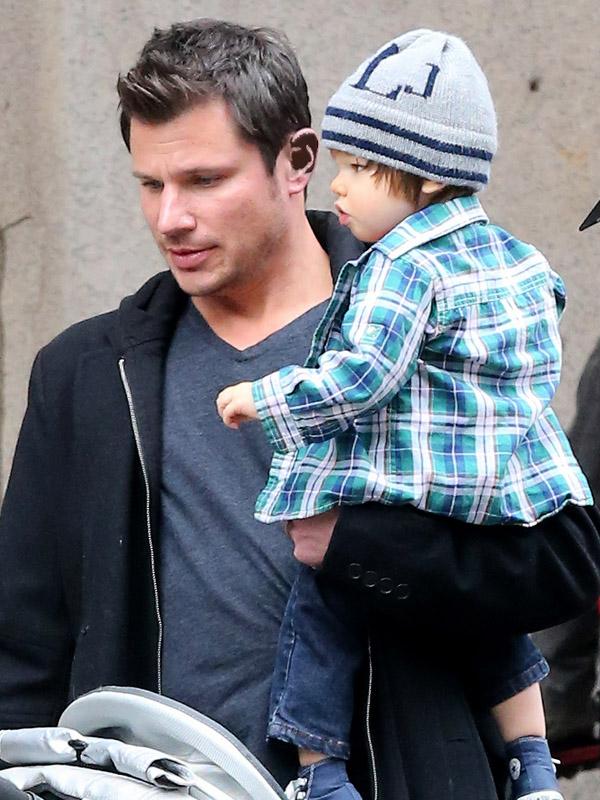 Actor Nick Lachey, his wife Vanessa Minnillo and their son, Camden John Lachey check out of the Greenwich Hotel in Tribeca, New York City