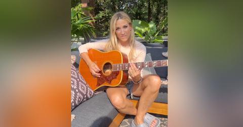 youthful sheryl crow albums th anniversary celebratory video watch