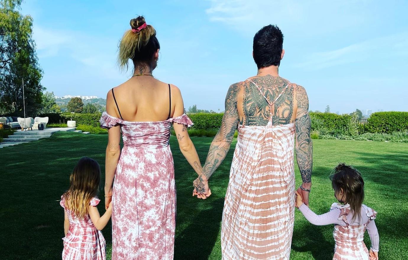 adam levine daughter hold hands