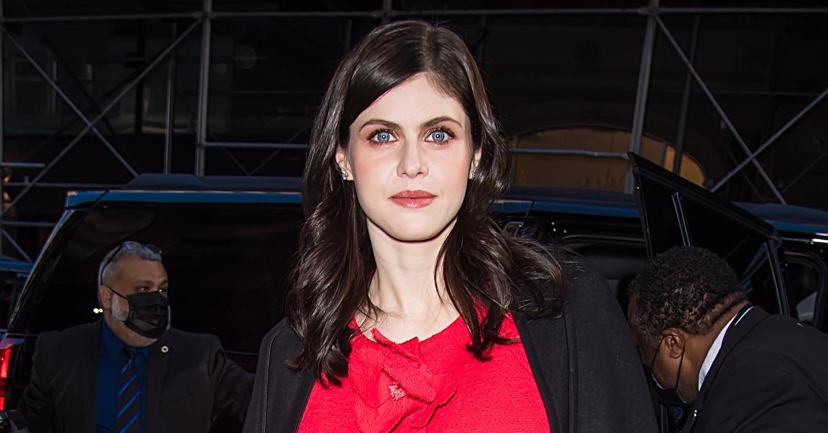 Alexandra Daddario Moves Out Of Home