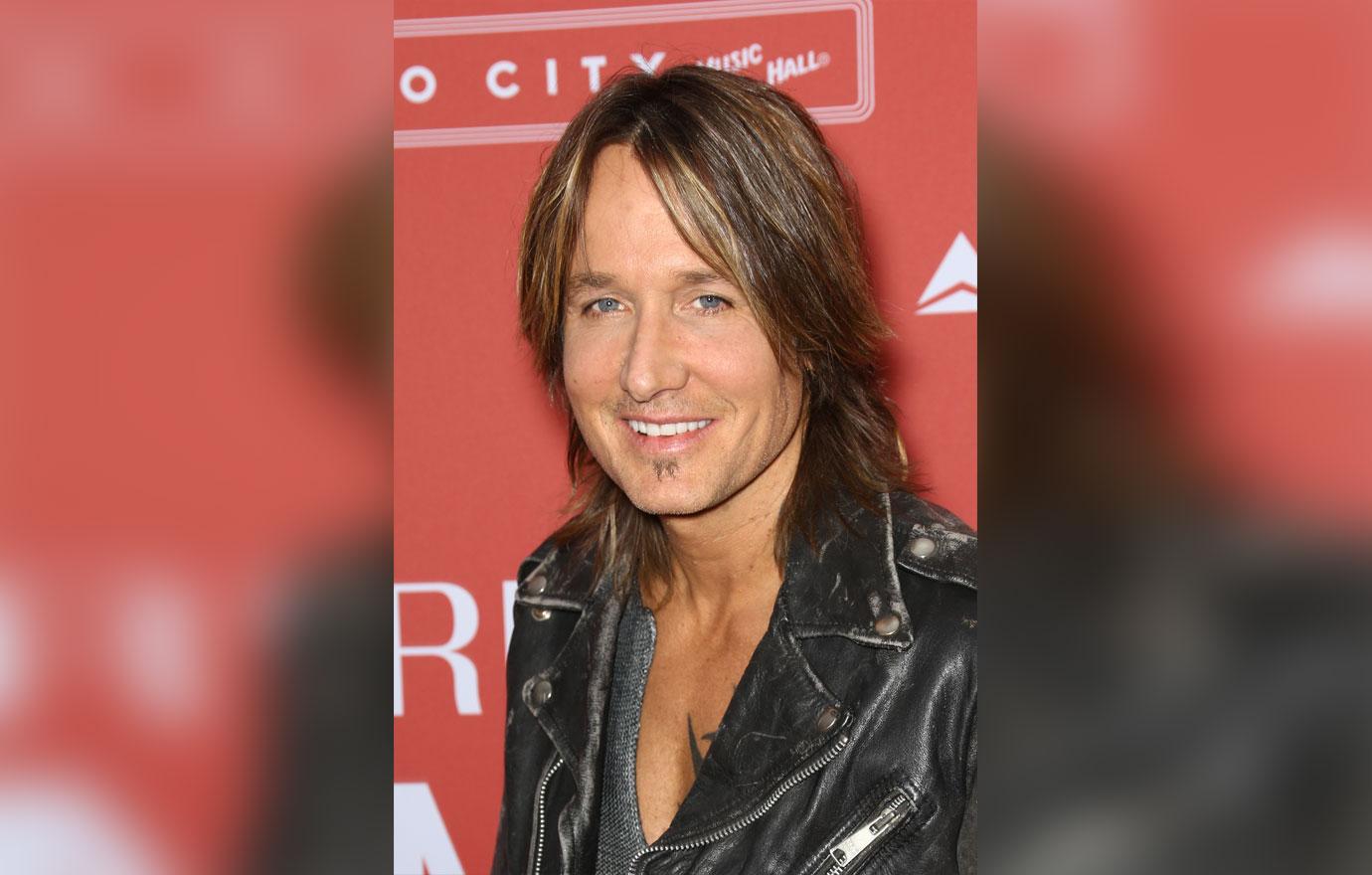 Local teacher pays keith urban’s convenience store tab 3