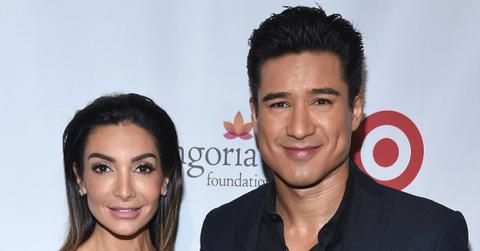 mario lopez smooches date night