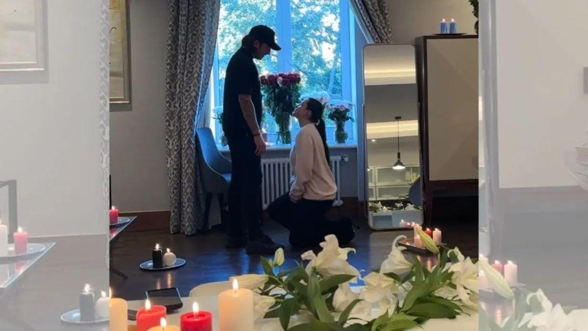 Photo o fBella Thorne proposed to Mark Emms in 2025 even though he already popped the question in 2023.