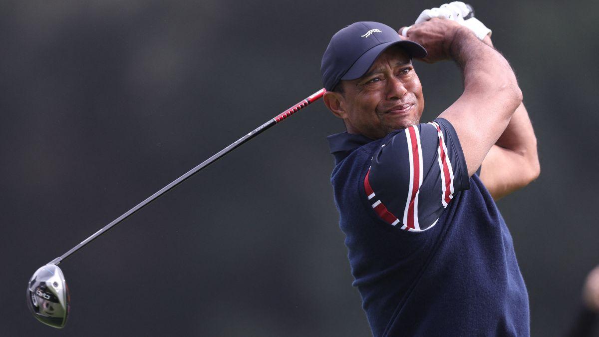 tiger woods most shocking scandals car crashes complete timeline