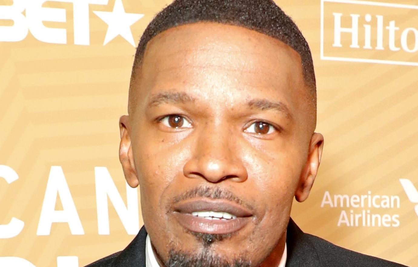 Jamie Foxx mugged for the camera in a traditional black tux with a matching bow tie.