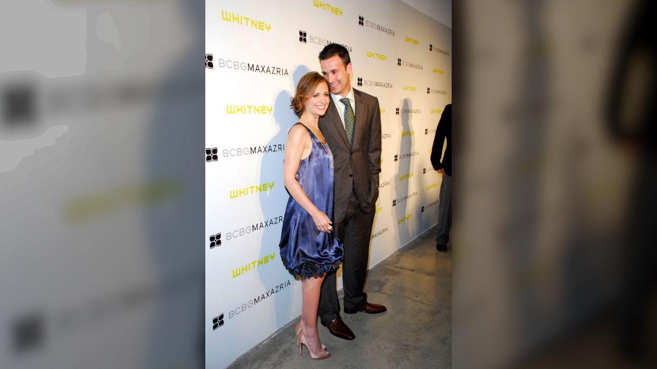 Image of Sarah Michelle Gellar and Freddie Prinze Jr. looked cozy as they snuggled up post workout to snap a few PDA filled photos.