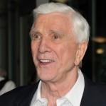 2010__11__Leslie_Nielsen_Nov29newsnea 149×150.jpg