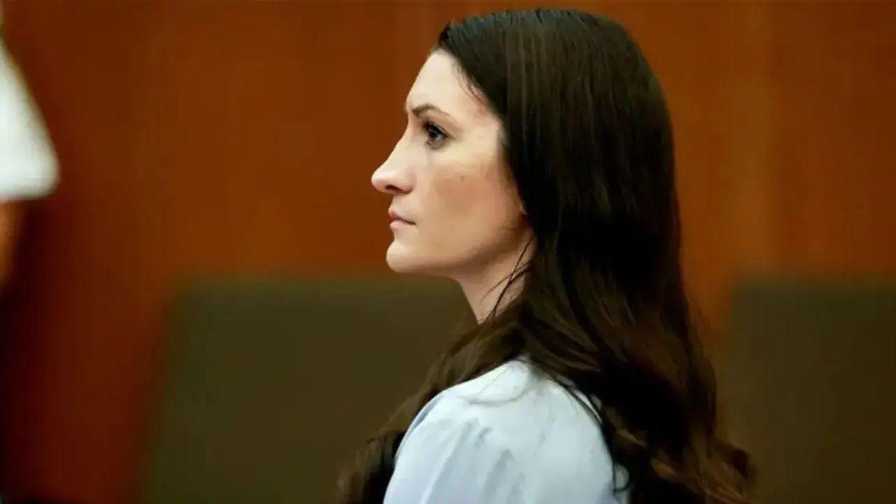 Image of Kevin Reddington previously stepped in front of the cameras after the mistrial to claim that the holdout juror had an agenda and robbed the other jurors.