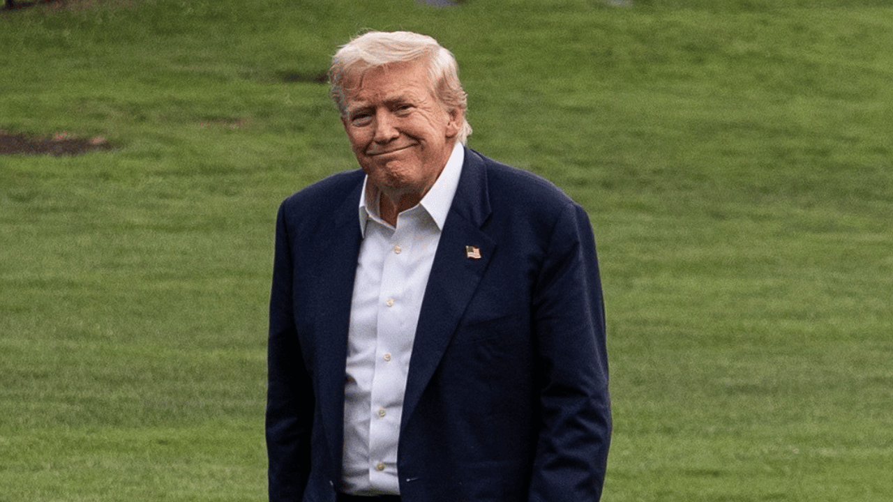 Image of Critics had trouble believing Donlald Trump's championship-winning golf score at his own club.