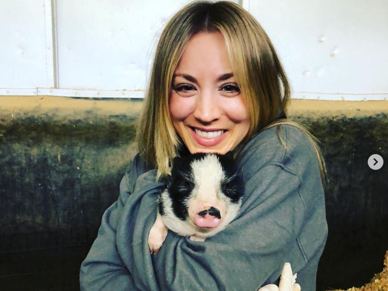 celebrity-pets-kaley-cuoco-feature