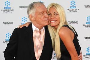 2011__07__Hugh_Hefner_Crystal_Harris_July28newsne 300&#215;201.jpg