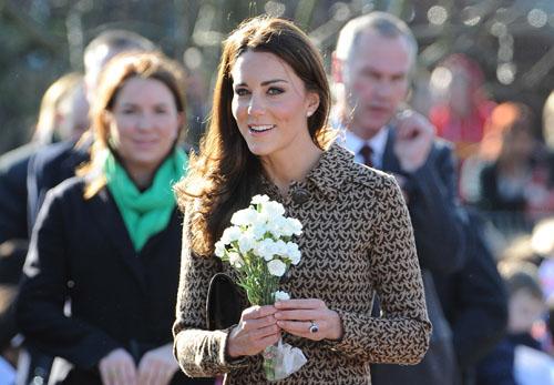 Kate middleton feb21 013m.jpg