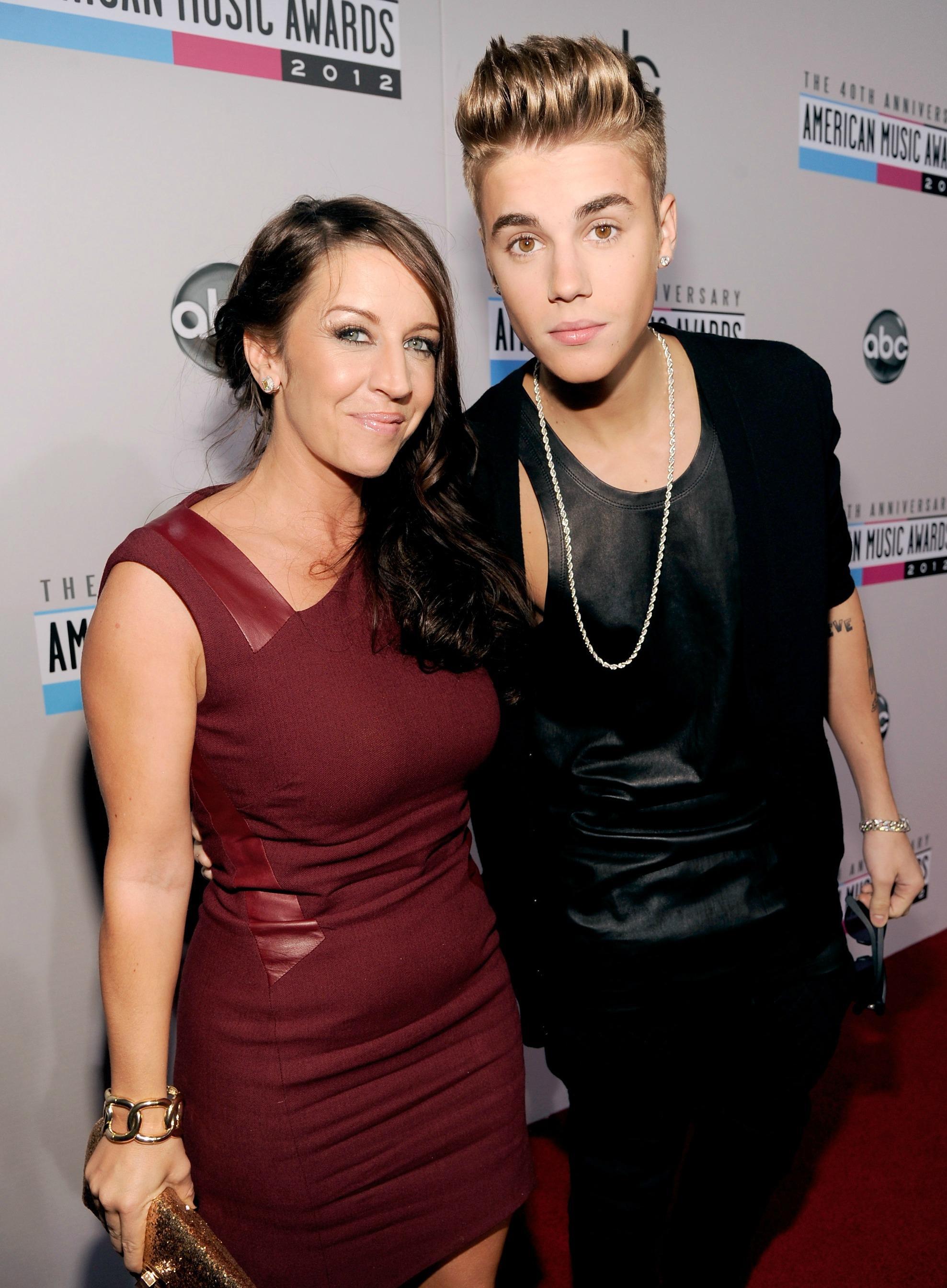 justin bieber mom loves selena gomez 07