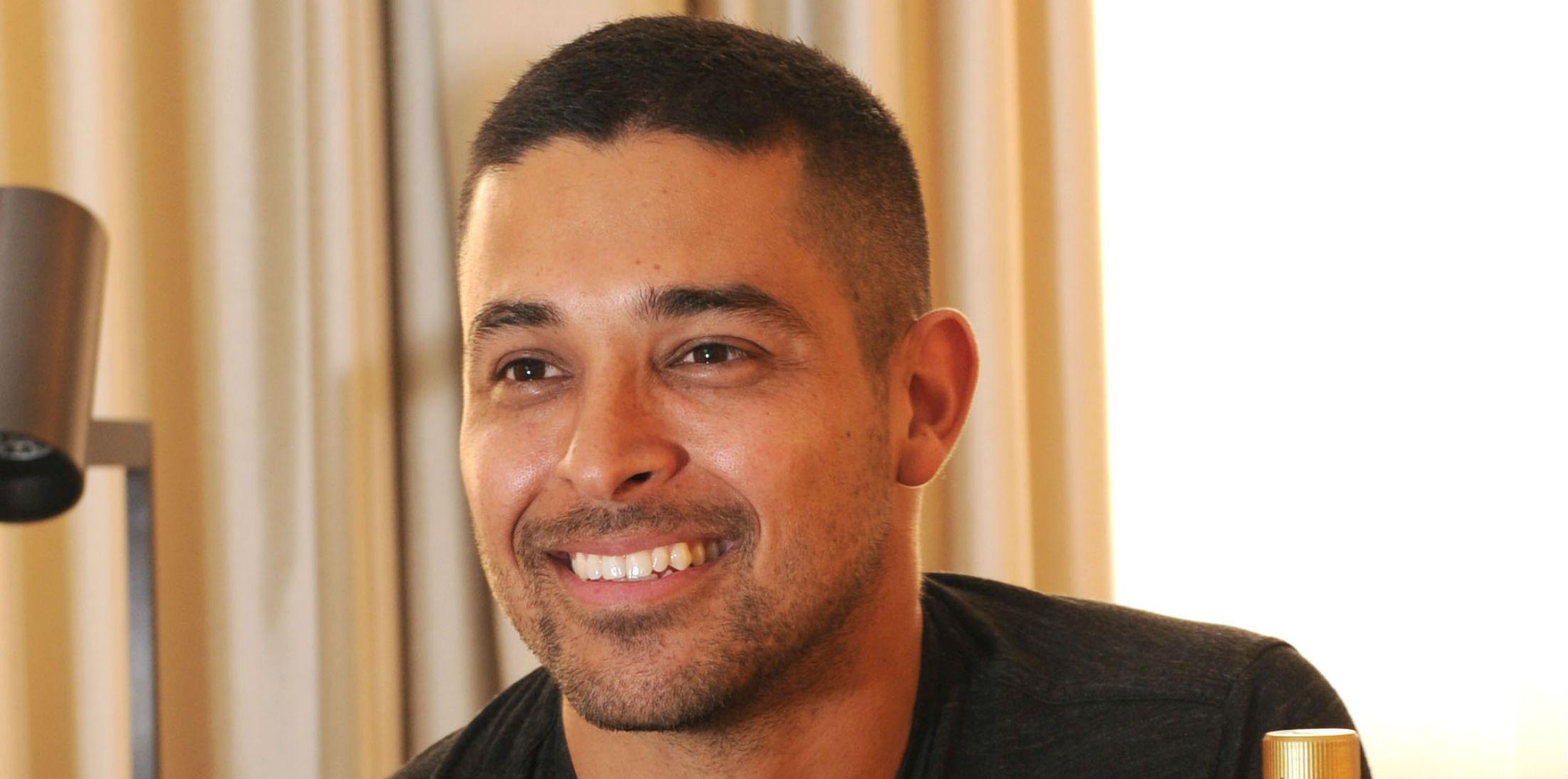 Wilmer Valderrama herowide