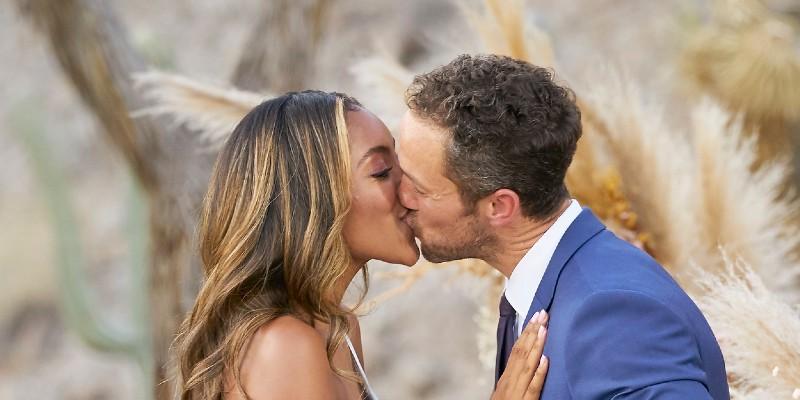 Tayshia Adams Kissing Zac Clark