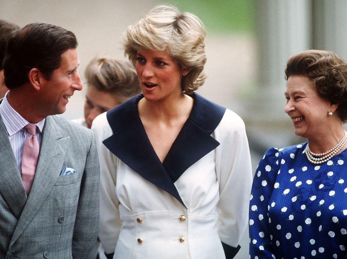 princess diana confessed queen elizabeth hated king charles nightmare