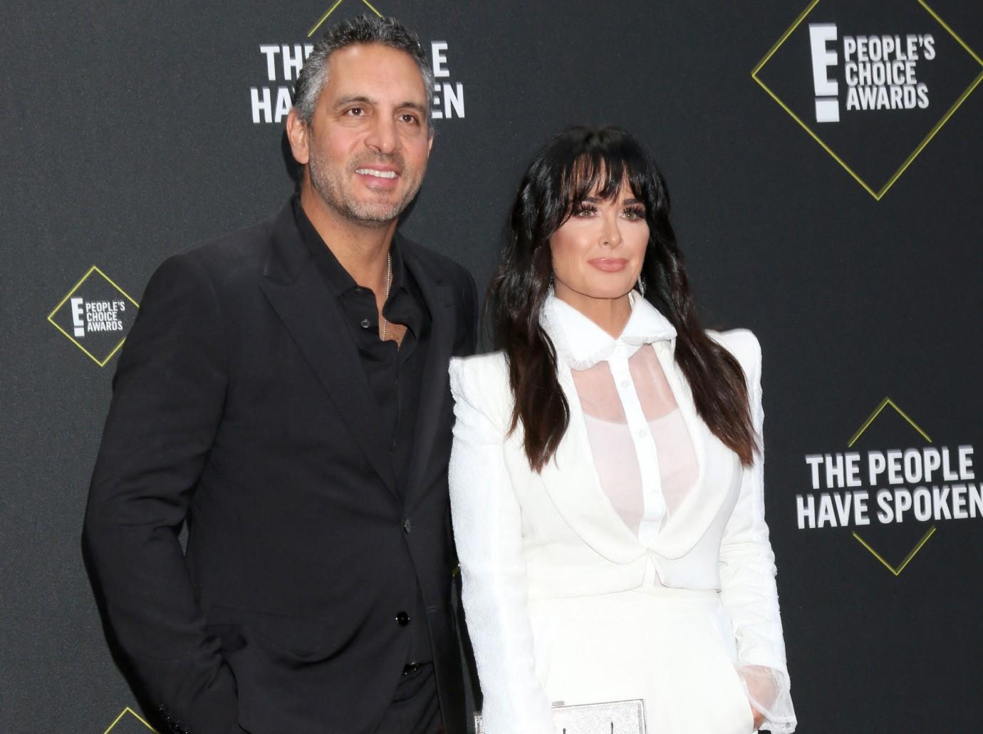 kyle richards mauricio umansky split after  years marriage