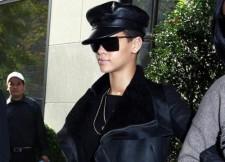 2009__11__35569pcn_rihanna04 225×162.jpg