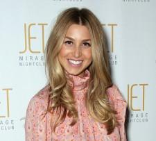 2009__10__wenn2627472 225×203.jpg