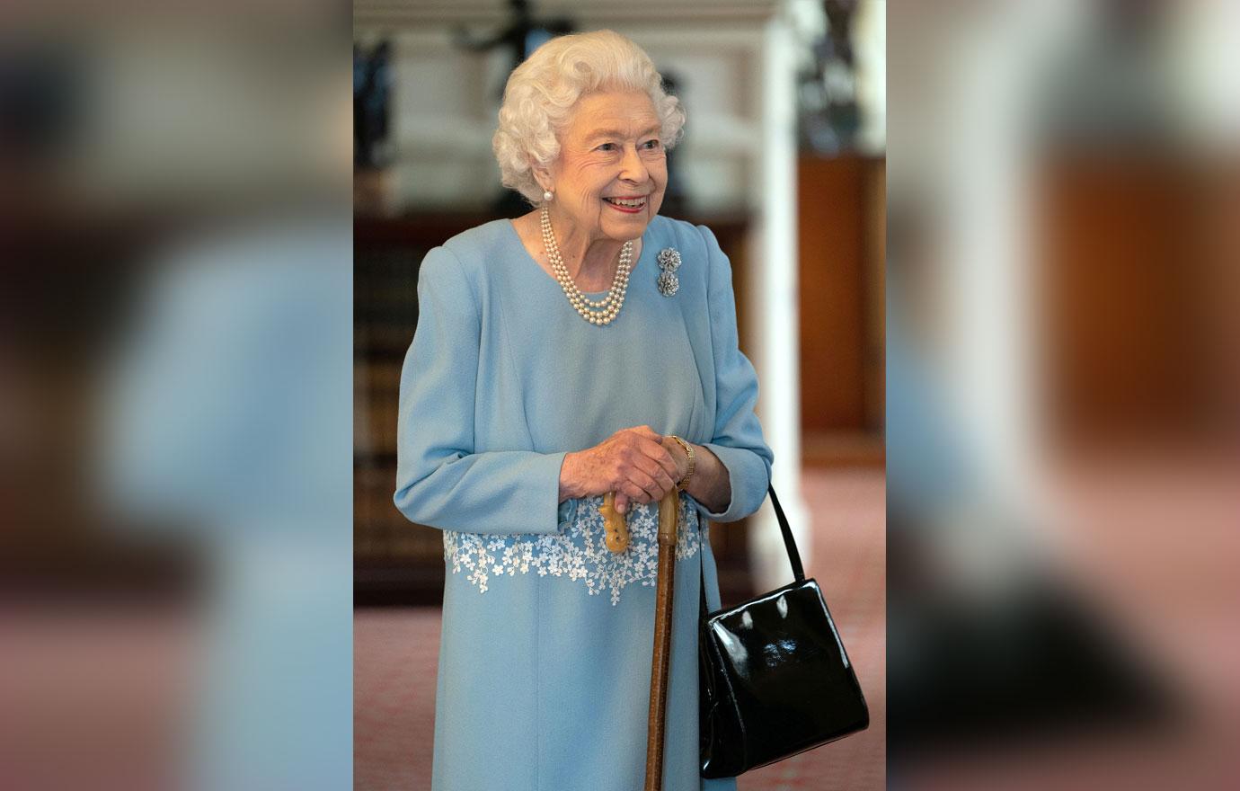 People Think Queen Latifah Died, Not Queen Elizabeth II - XXL