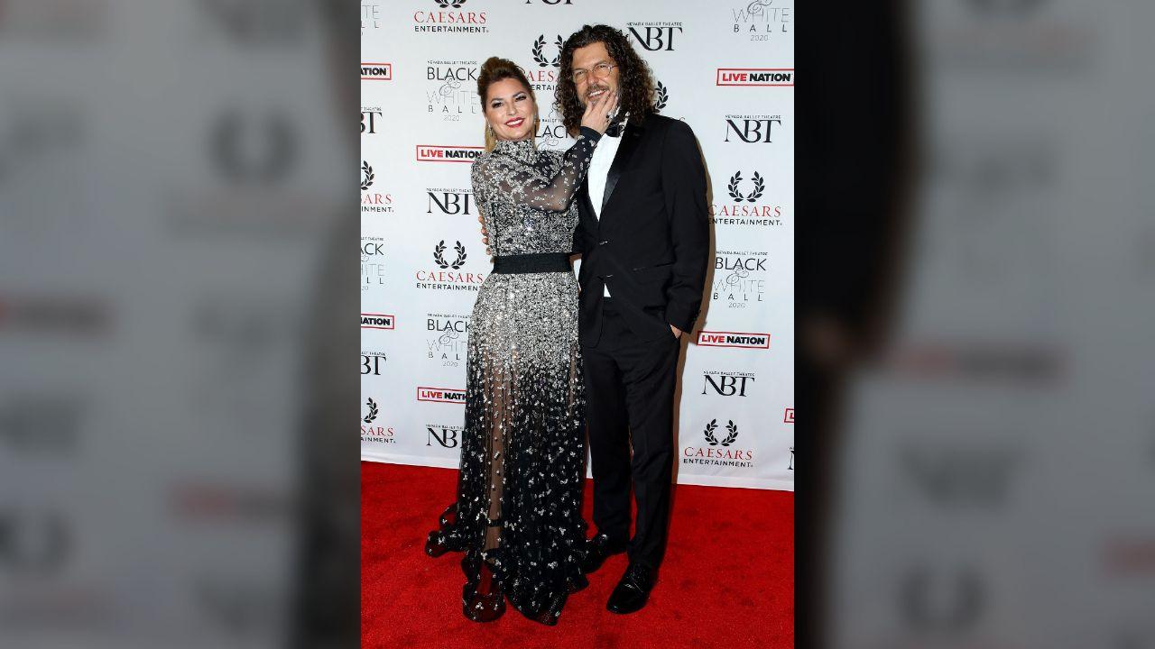 Image of Shania Twain that her husband's approach to talk about issues immediately is the 'best advice.'