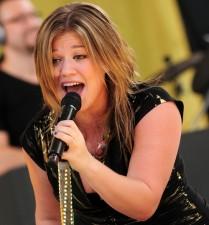 2009__12__wenn_kelly 209×225.jpg