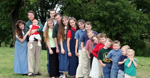 EXCLUSIVE: The Duggar family pictured in 2007