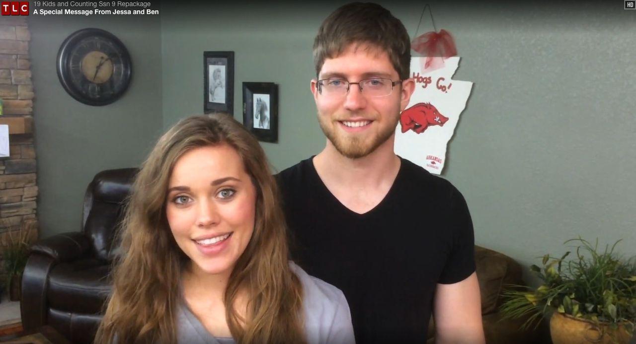 Jessa duggar pregnant twins 02