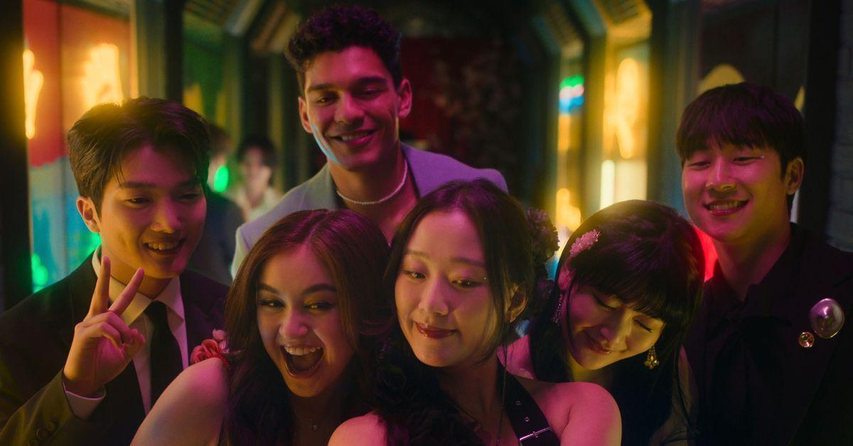 xo kitty season  cast plot release date updates netflix
