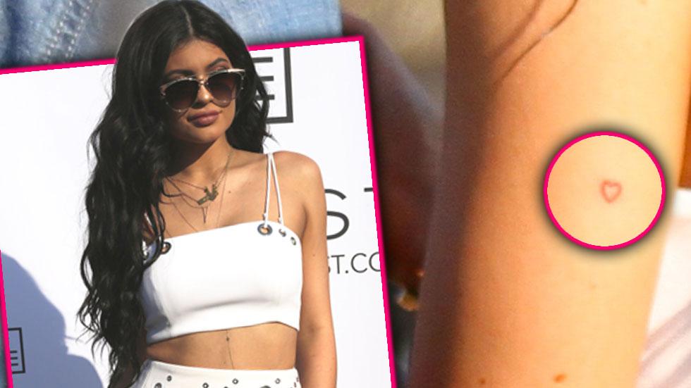 Kylie Jenner Finally Shows Off Her Hip Tattoo  See What it Says  Life   Style