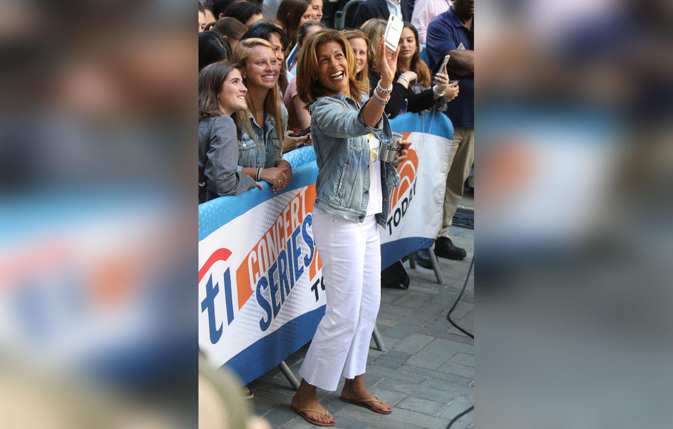 Hoda Kotb Taking Selfies At Today Show