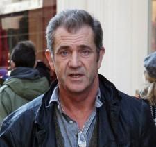 2010__01__melgibson 225&#215;212.jpg