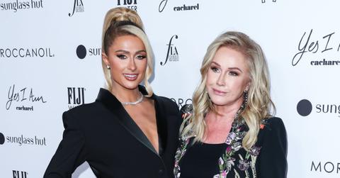 paris hilton refutes kathy claims struggling pregnant