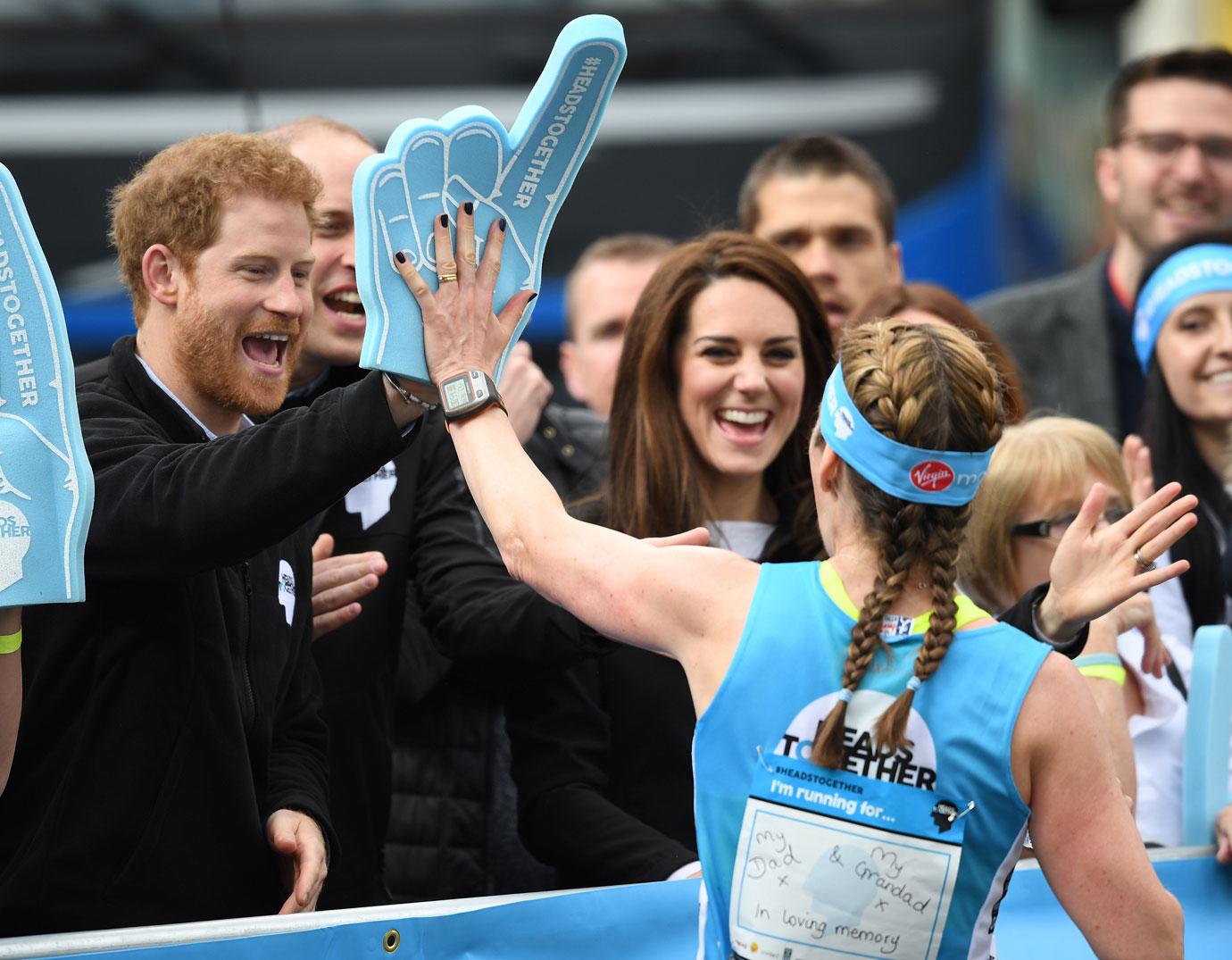 Kate Middleton Prince William Harry London Marathon Photos 03