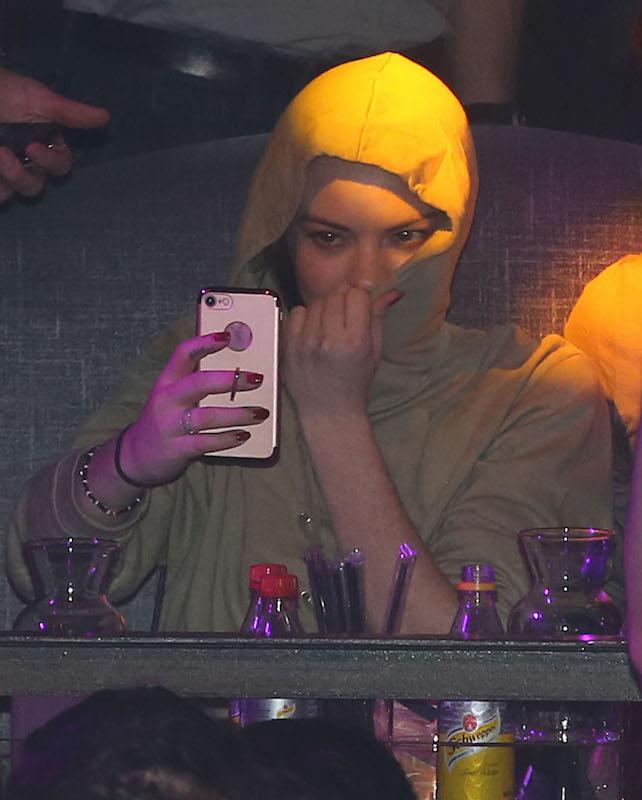 Exclusive&#8230; Lindsay Lohan Parties At Her Nightclub In Greece