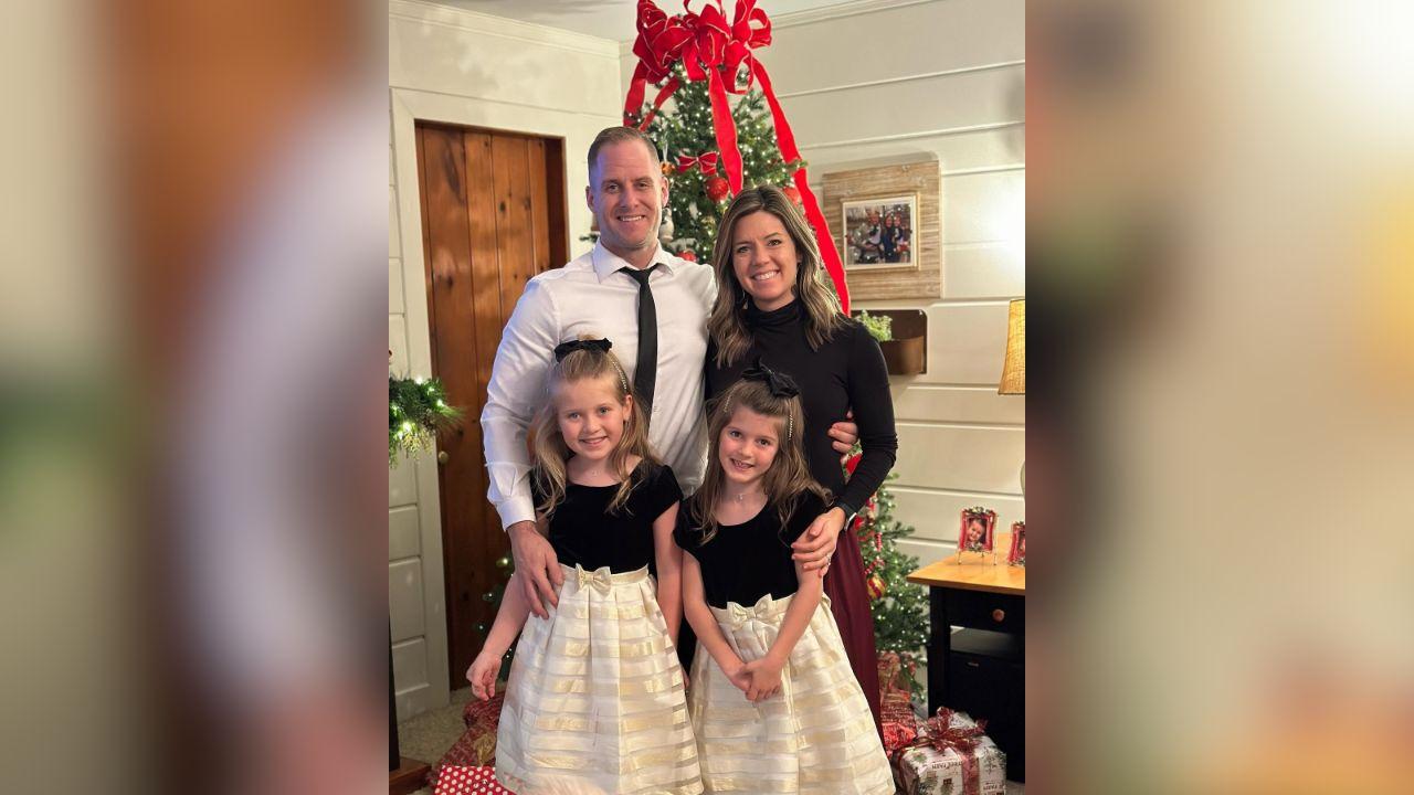 Image of Caleb and Ashley Flynn and daughters