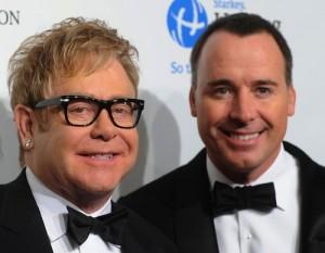 2010__12__Elton_John_Dec28 300×233.jpg