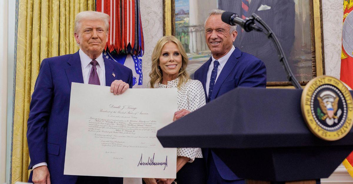 cheryl hines with president donald trump and husband robert f. kennedy jr.