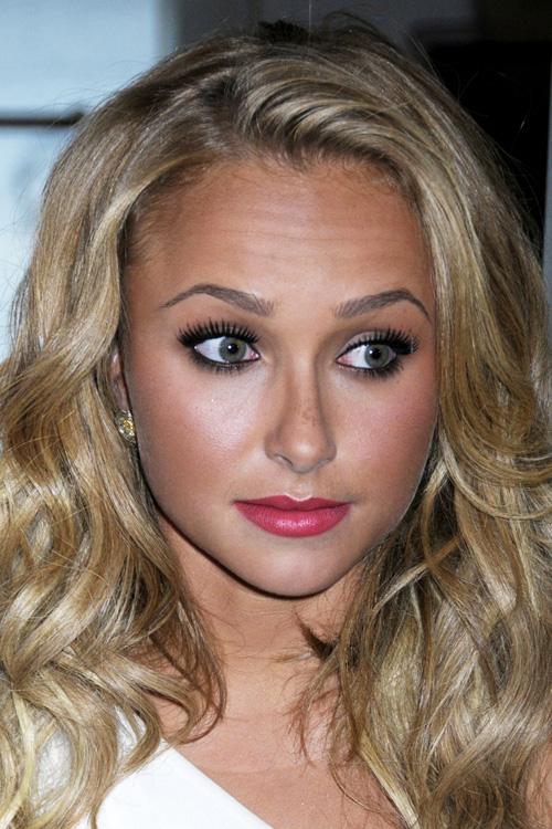2009__07__full_beth_cooper_07_wenn5320818.jpg