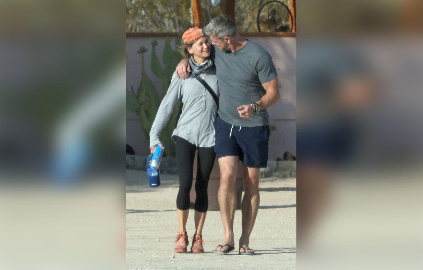 renee zellweger and ant anstead pack on the pda